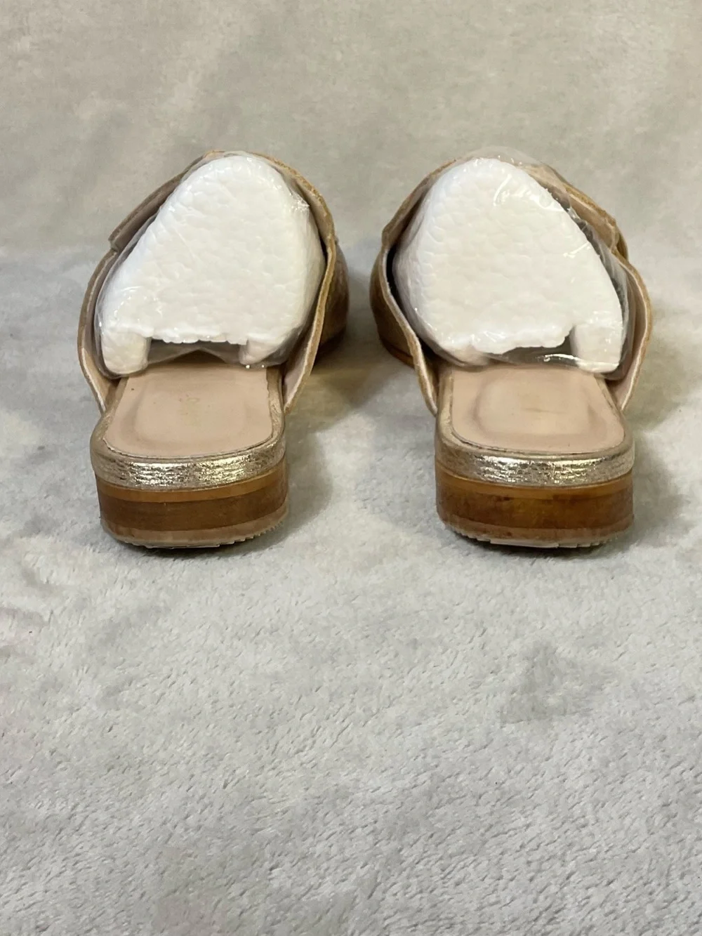Kaanas Metallic Gold Tassel Mules Womens Sz 9 - Picture 5 of 7